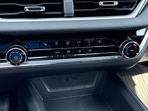 New 2026 Chevrolet Equinox LT w/ Safety and Technology Package FWD image 54