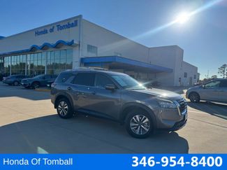 Used 2023 Nissan Pathfinder SL video 1