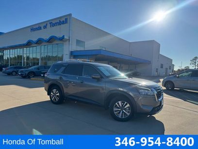 Used 2023 Nissan Pathfinder SL