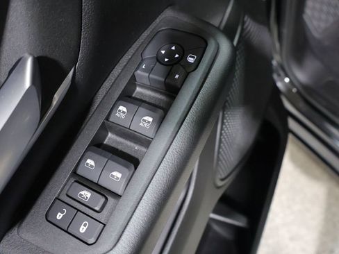 Used 2025 RAM 1500 Big Horn AWD/4WD image 13