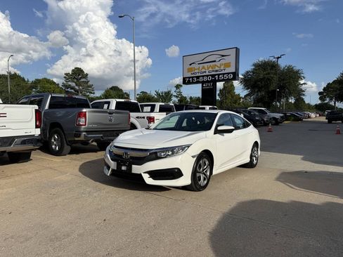 Used 2018 Honda Civic LX image 40