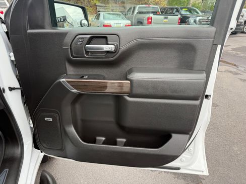 Used 2019 Chevrolet Silverado 1500 LT Trail Boss image 23