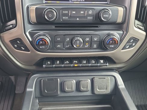 Used 2018 GMC Sierra 2500 Denali w/ Duramax Plus Package image 18