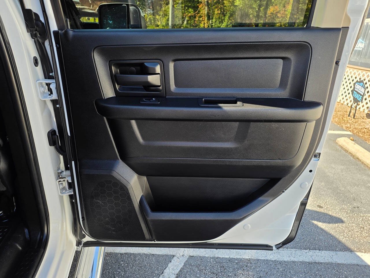 Used 2019 RAM 3500 Tradesman w/ Chrome Appearance Group AWD/4WD image 19