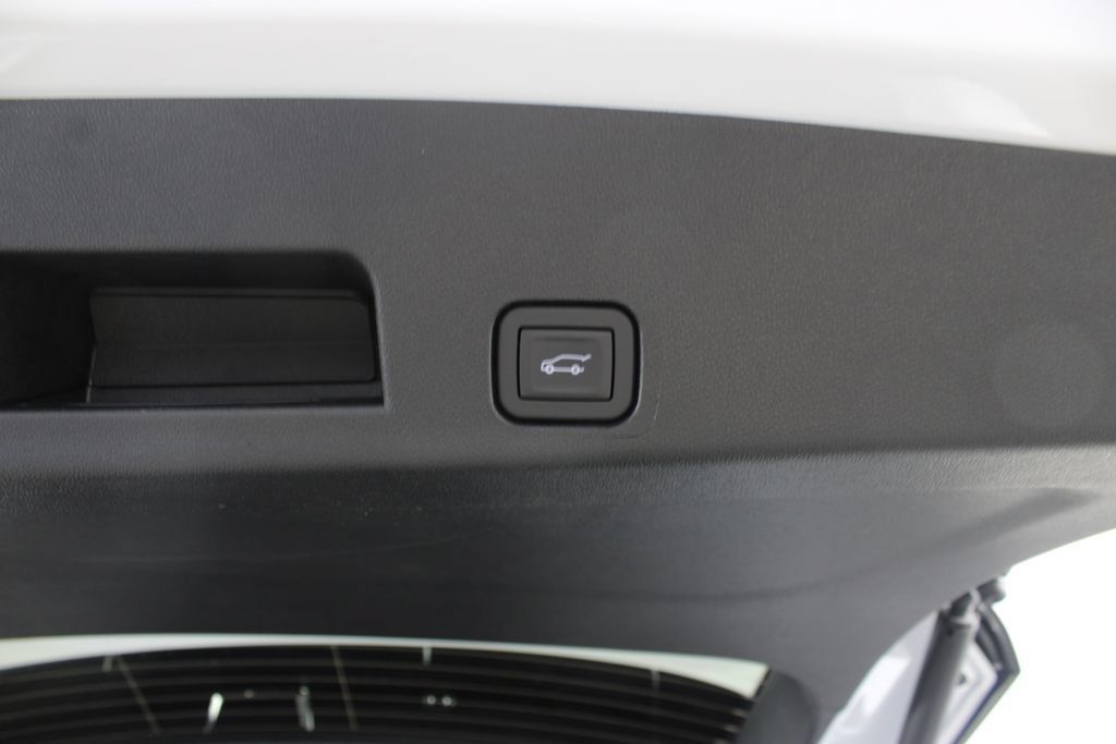 New 2027 Buick Enclave Sport Touring w/ Power Package FWD image 23