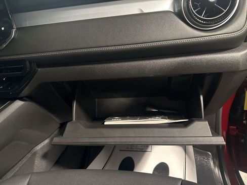 Used 2024 Chevrolet Colorado LT w/ LT Convenience Package III image 32