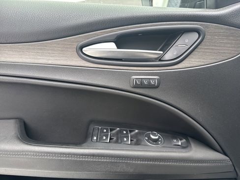 Used 2023 Alfa Romeo Stelvio Ti image 26