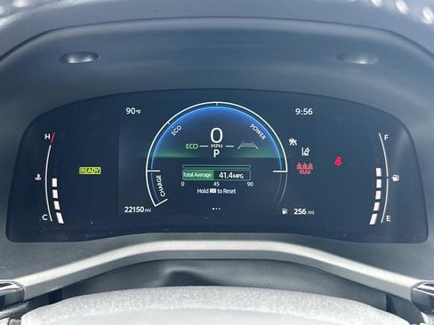 Used 2025 Toyota Camry SE w/ Convenience Package FWD image 29