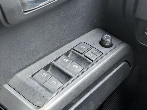 Used 2020 Toyota Tacoma TRD Off-Road image 22