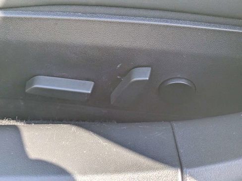 Used 2019 Tesla Model 3 Long Range image 16