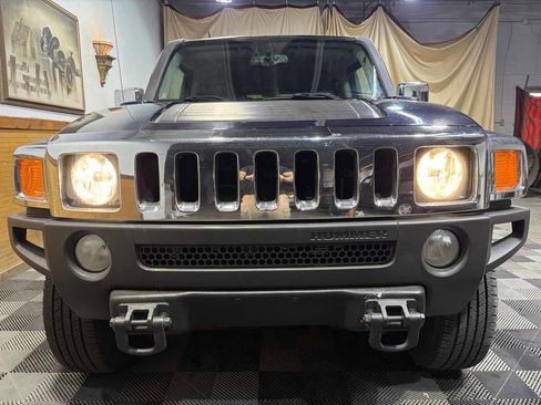 Used 2007 HUMMER H3 image 3