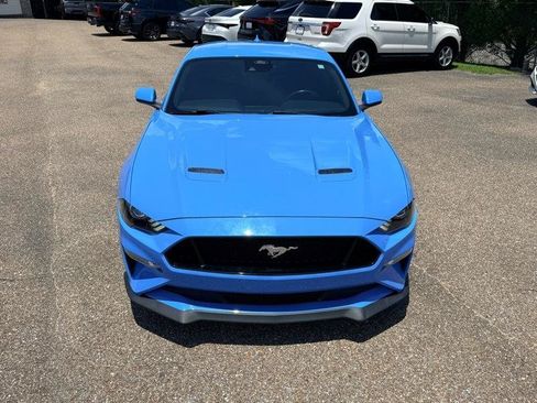 Used 2022 Ford Mustang GT w/ GT Performance Package RWD image 9
