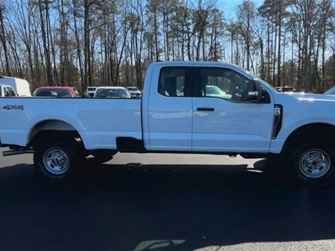 Used 2024 Ford F250 XL w/ XL Off-Road Package AWD/4WD image 4