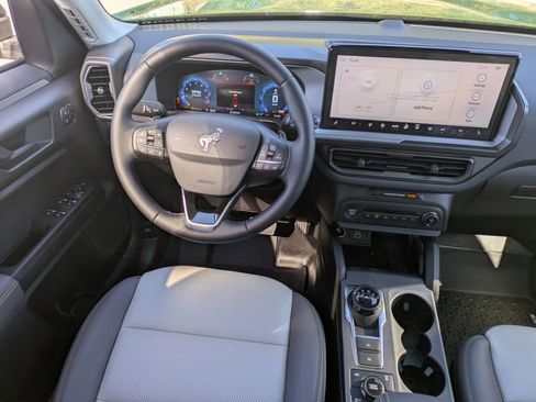 New 2025 Ford Bronco Sport Badlands w/ Sasquatch Badlands Package AWD/4WD image 17