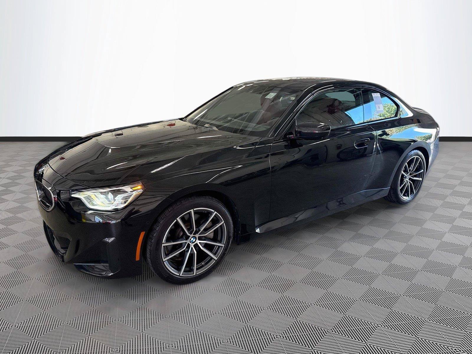 Used 2024 BMW 230i Coupe RWD image 3