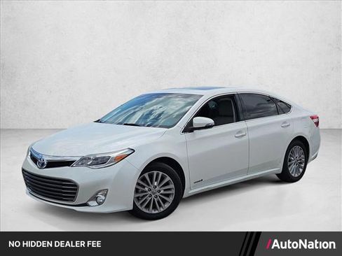 Used 2014 Toyota Avalon XLE Touring FWD image 1