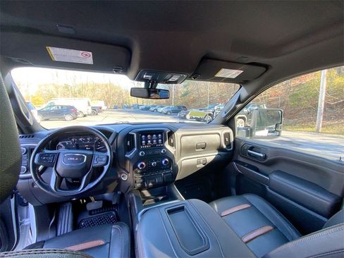 Used 2022 GMC Sierra 2500 AT4 image 20