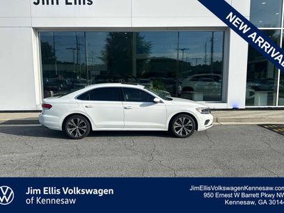 Used 2022 Volkswagen Passat 2.0T SE