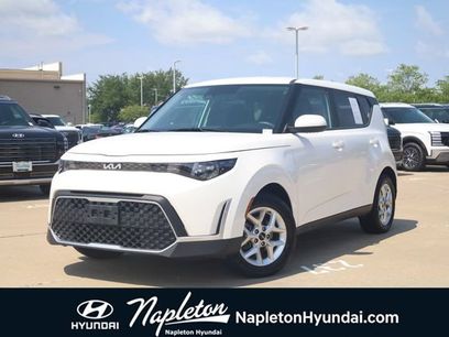 Used 2024 Kia Soul LX w/ Option Group 015