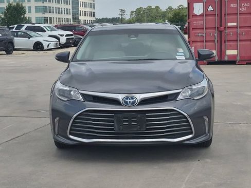 Used 2017 Toyota Avalon Limited FWD image 4