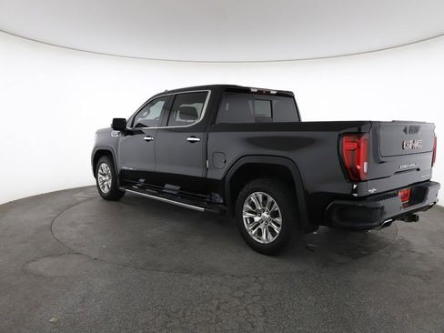 Used 2019 GMC Sierra 1500 Denali w/ Technology Package AWD/4WD image 9