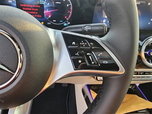 New 2026 Mercedes-Benz GLB 250 image 18