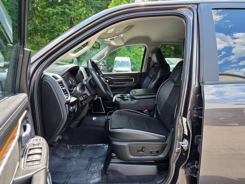 Used 2024 RAM 2500 Laramie AWD/4WD image 11