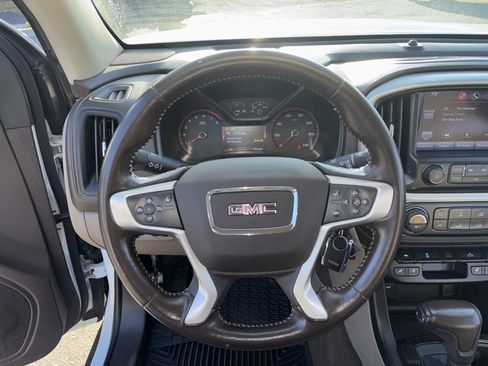Used 2015 GMC Canyon SLT w/ Driver Alert Package image 11