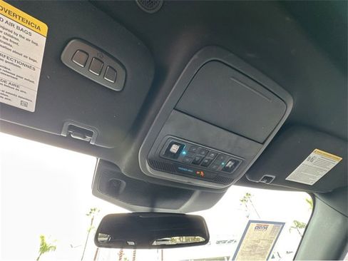 Used 2022 Ford Explorer ST image 25