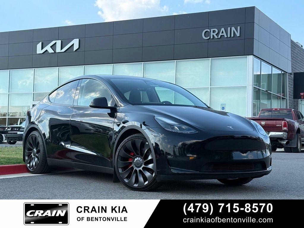 Used 2022 Tesla Model Y Performance AWD/4WD image 1