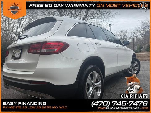 Used 2018 Mercedes-Benz GLC 300 w/ Premium Package image 9