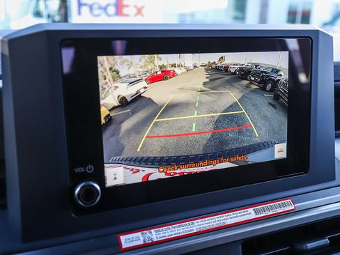 Used 2025 Toyota 4Runner TRD Off-Road image 27