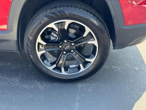 Used 2026 Chevrolet Equinox LT AWD/4WD image 7