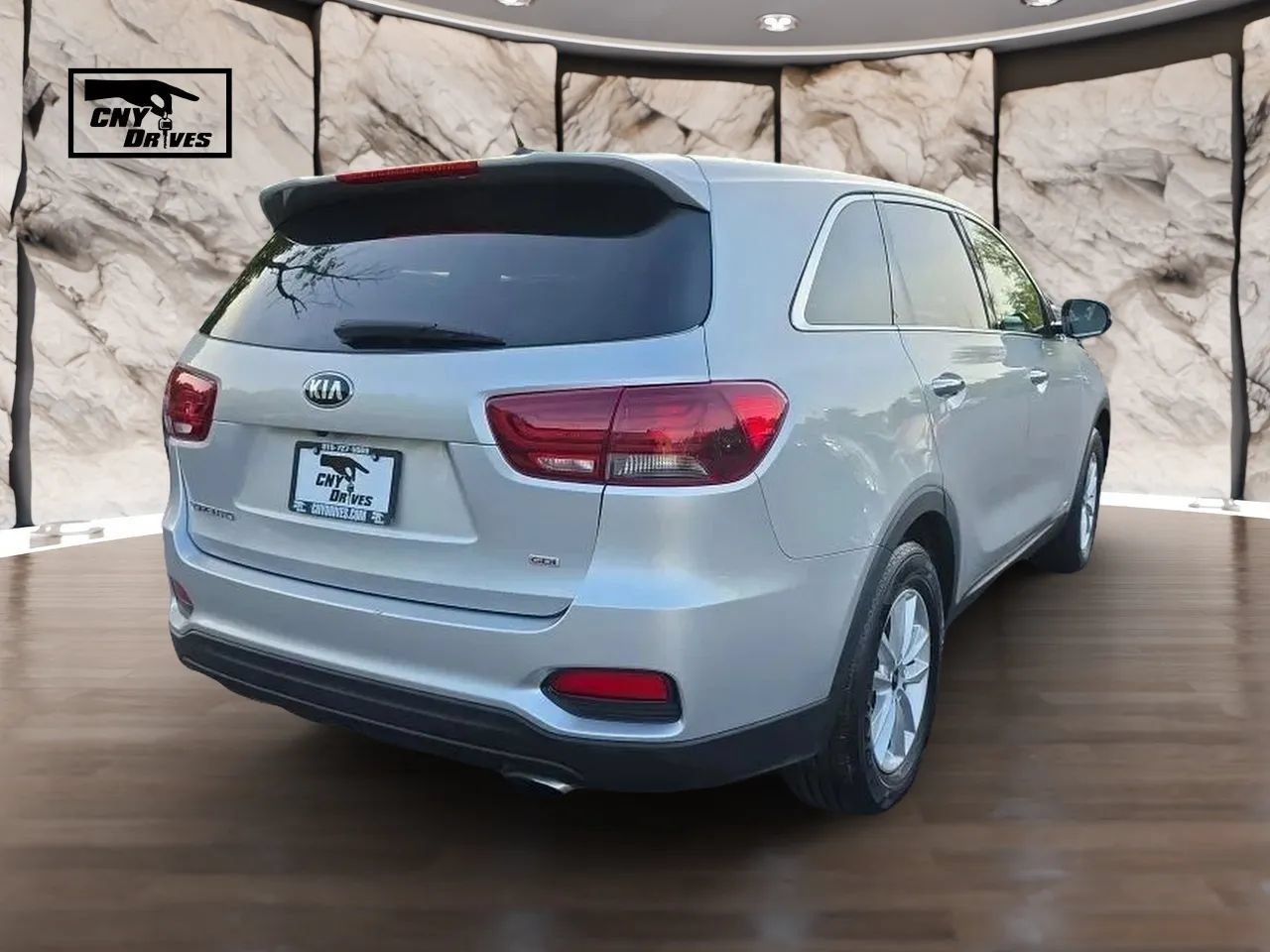 Used 2019 Kia Sorento AWD image 5