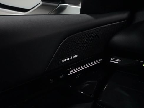 Certified 2025 BMW 530i xDrive 530i xDrive image 24