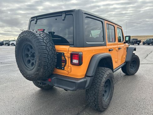 Used 2021 Jeep Wrangler Unlimited Rubicon w/ Cold Weather Group image 5