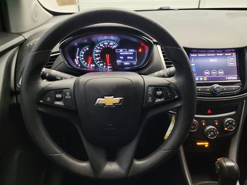 Used 2022 Chevrolet Trax LS w/ Tint and Cruise Package FWD image 22