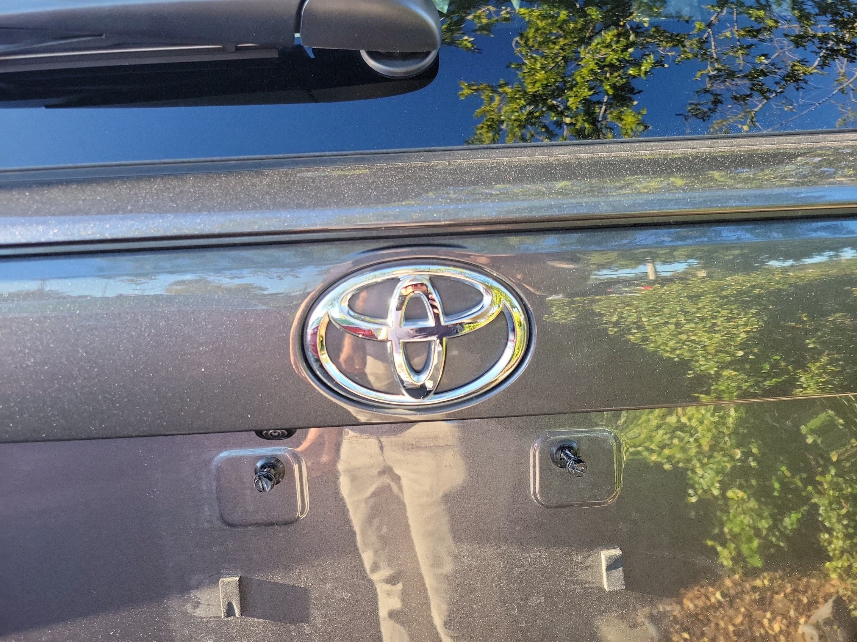 Used 2025 Toyota RAV4 XLE w/ Convenience Package FWD image 20