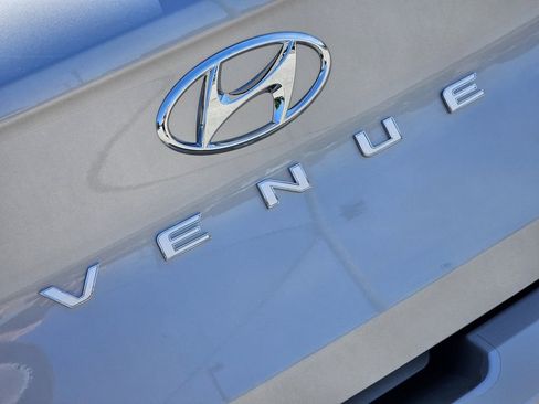 New 2026 Hyundai Venue SEL FWD image 11