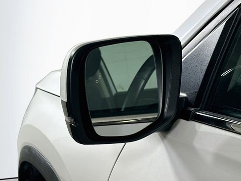 Used 2023 Honda Pilot Touring image 39