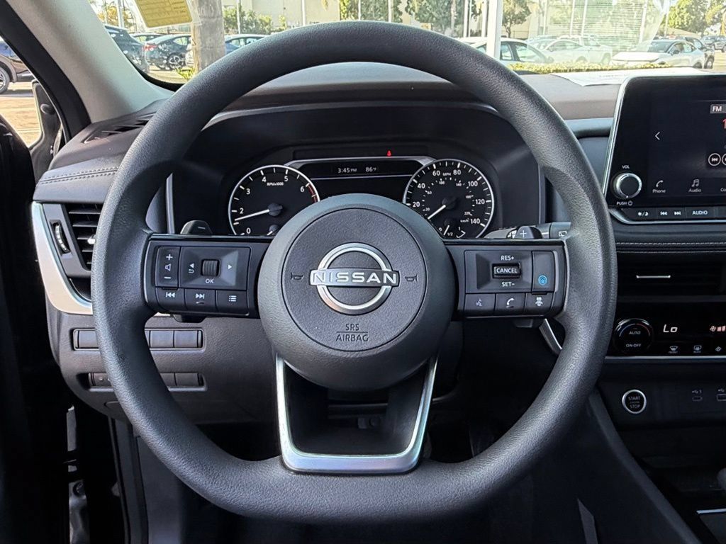 Certified 2023 Nissan Rogue SV FWD image 14