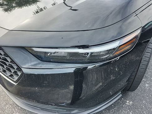 Used 2023 Honda Accord Sport image 12