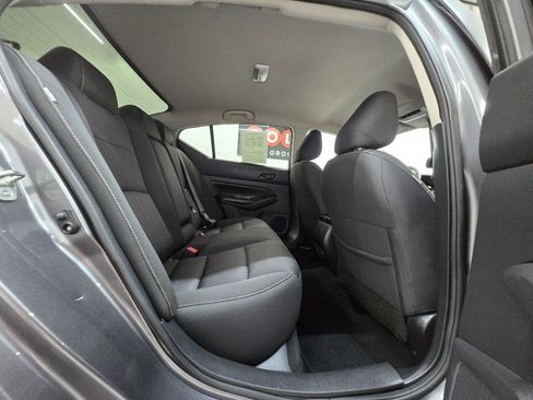 Used 2023 Nissan Altima 2.5 SV FWD image 19