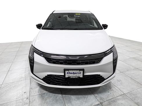 New 2027 Chrysler Pacifica Select FWD image 3