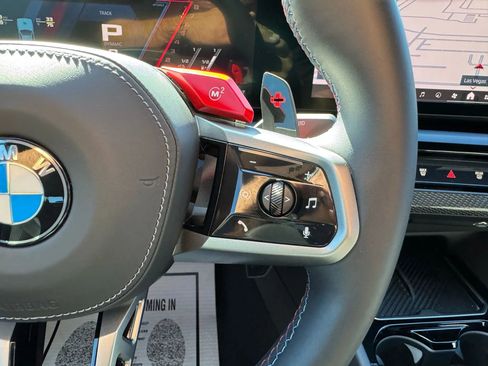 Used 2025 BMW M5 w/ Carbon Package image 26