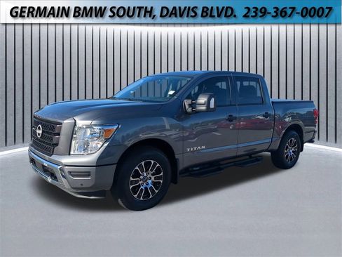 Used 2024 Nissan Titan SV w/ SV Convenience Package image 1