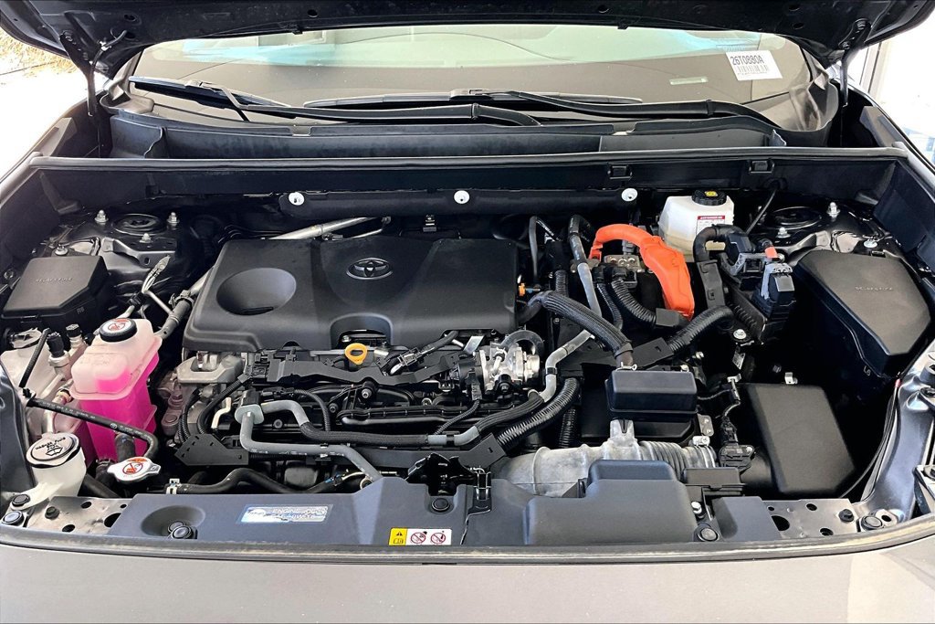 Certified 2024 Toyota RAV4 LE AWD/4WD image 30