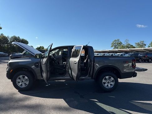 New 2025 Ford Ranger XL image 25