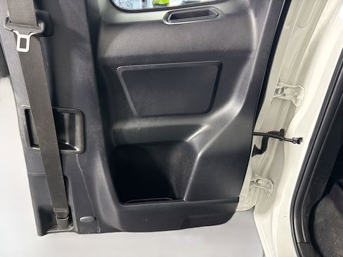 Used 2023 Toyota Tacoma SR RWD image 27