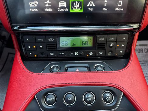 Used 2018 Maserati GranTurismo Sport image 35